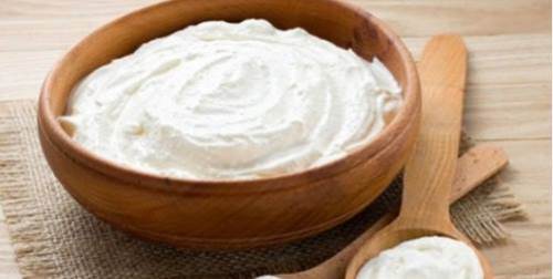 Rüyada Kaymaklı Yoğurt Görmek Ne Anlama Gelir?