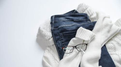 Rüyada Kıyafet Yığını Görmek Ne Demektir? Rüyada Kıyafet Yığını Görmek Ne Anlama Gelir, Rüya Tabiri Nedir?