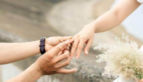 Rüyada Komşusunun Evlendiğini Görmek Ne Anlama Gelir? Geniş rüya tabiri...