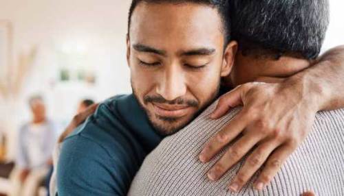 Rüyada Ölmüş Erkek Kardeşine Sarılmak Ne Anlama Gelir?