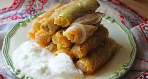 Rüyada Pişmiş Lahana Sarması Görmek