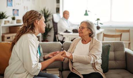 Rüyada Sevdiğin Birinin Hasta Olduğunu Görmek