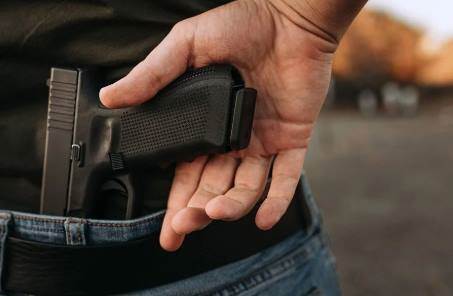 Rüyada Silah Yakalatmak Ne Anlama Gelir?