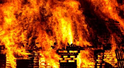 Rüyada Yanmış Ev Görmek Ne Demektir, Anlamı ve Rüya Tabiri Nedir?