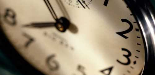 SAATLER BİR SAAT İLERİ ALINDI