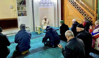 Sabah Namazında Buluşuyorlar
