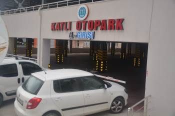 Sabah Otoparka Gelenler Şaşkına Döndü
