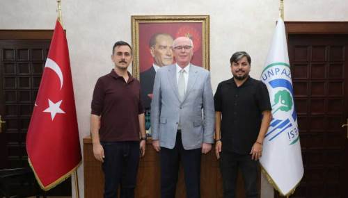 Sade Vatandaş ve İlave TV sahipleri Başkan Kurt’la buluştu