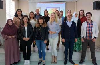 Sağlık Çalışanlarına ‘Hasta Hakları Ve İletişim’ Eğitimi Verildi
