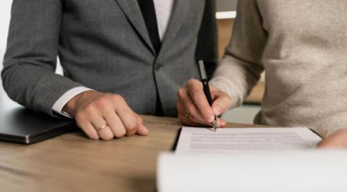 Sağlık Raporu Ücreti Nasıl Ödenir? Ehliyet ve İşe Giriş İçin Gerekli Raporların 2025 Ücretleri ve Ödeme Yöntemleri