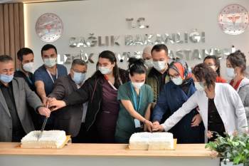 Sağlıkçılara Moral Pastası
