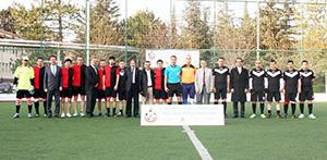 Sağlıkçılardan futbol turnuvası