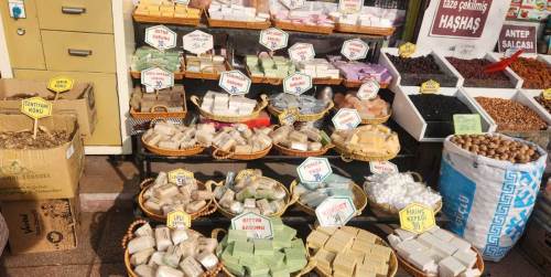 Sağlıklı yaşam arayışı doğal sabunlara talebi artırdı