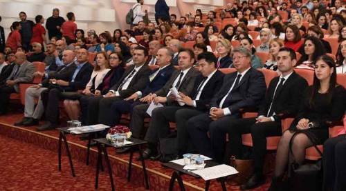 Sağlıkta şiddet ESOGÜ'deki panelde masaya yatırıldı