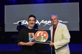 Sagopa Kajmer Bozüyüklü Hayranlarıyla Buluştu
