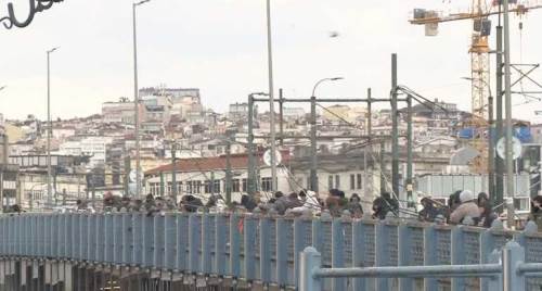 Sahilde oltalar tehlike saçıyor: Balıkçılar aman dikkat!