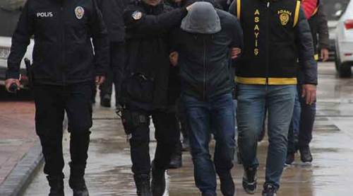 Sahte icra müdürü gerçek icra müdürünü bile dolandırdı