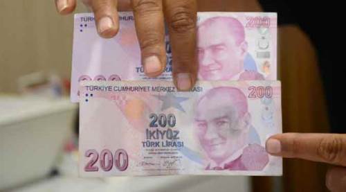 Sahte sandığı para bakın ne çıktı! Peşine düştüler...