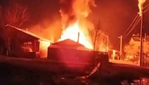 Sakarya'da komşu katilinin evinde şüpheli yangın!