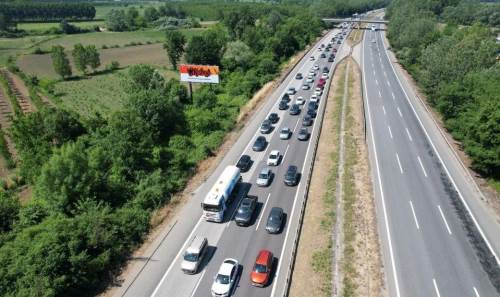 Sakarya’da Kurban Bayramı öncesi trafik yoğunluğu