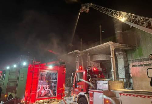 Sakarya'da Tırsan Fabrikası'nda korkutan yangın