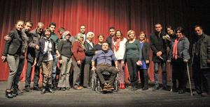 Sakata Geldik sahne aldı