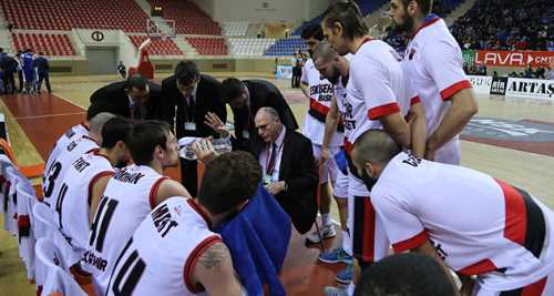 ŞAMPİYONLUĞUN TEMELİ ATILIYOR