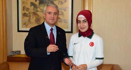 ŞAMPİYONU MAKAMINDA AĞIRLADI