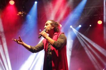 Sanatçı Kıraç, Harlek Termal Otel Wellness Ve Spa’Da Konakladı
