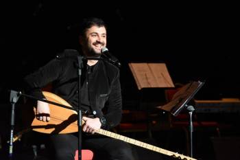 Sanatçı Onur Şan Bileciklilerle Buluştu
