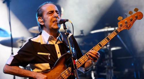  Sanatçı Özkan Uğur'a veda 