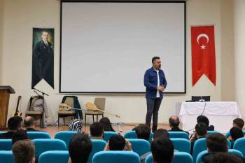 Sanatçıdan Gençlere Tavsiyeler
