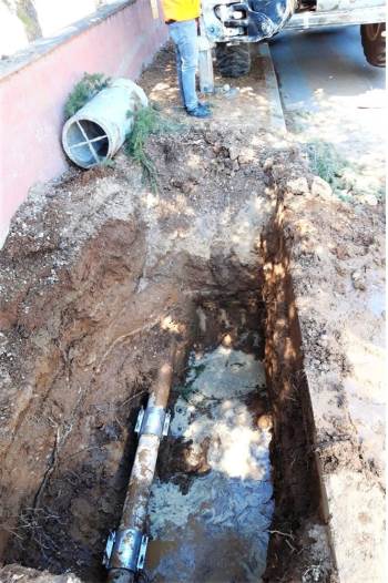 Sandıklı Belediyesi Kanalizasyon Hatlarında Bakım Yaptı
