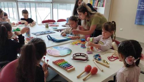 Sandıklı’da miniklere duyusal gelişim atölyesi