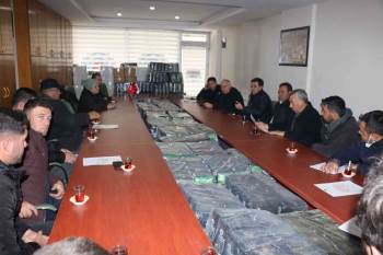 Sandıklı’Da Şeker Pancarı Üretimiyle İlgili Taraflar Bir Araya Geldi
