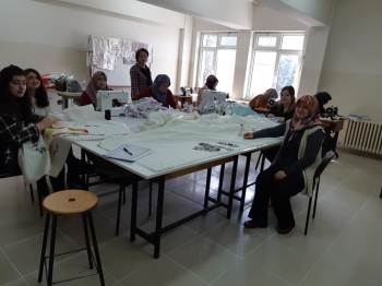 Şaphane’De ’’Makine Nakışları Kursu’’
