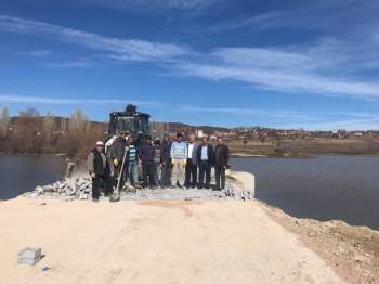 Şaphane’De Grup Yolu Çalışmaları
