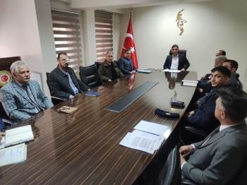 Şaphane’De Kış Şartlarında Alınması Gereken Tedbirler Masaya Yatırıldı
