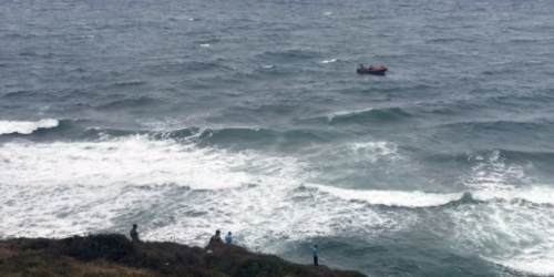 Sarıyer'de denizdeki gençleri kurtarmak isterken kendi boğuldu