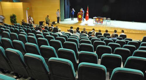 Seçim var aday yok!