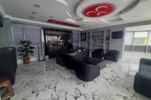 Seçimden sonra ilk iş odasını yaptırdı ama çocukları reddetti!