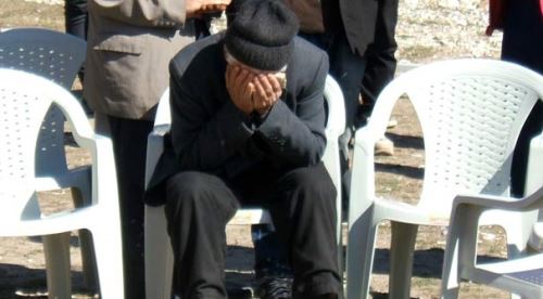 Şehidin anne ve babası gözyaşlarına boğuldu