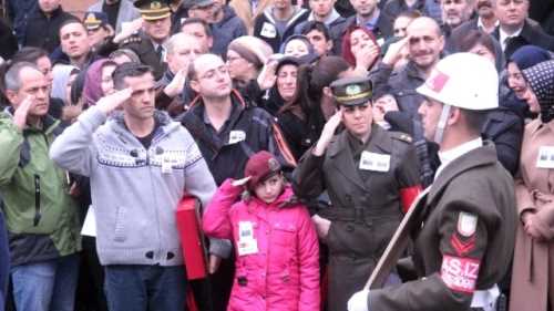 ŞEHİDİN CEBİNDEN BU ÇIKTI