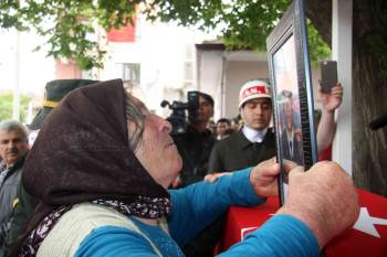 Şehidine 6 Yıl Sonra Kavuştu
