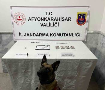 Şehir Dışından Getirdikleri Uyuşturucuyu Satamadan Jandarmaya Yakalandılar
