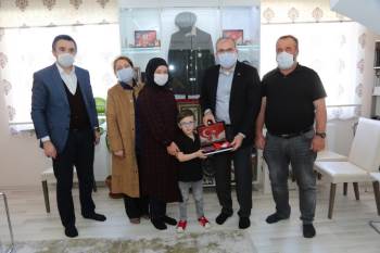 Şehit Ailelerine 23 Nisan Ziyareti
