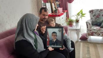 Şehit Anne Ve Babası ’İçimize Su Serpildi, Kökleri Kurusun"
