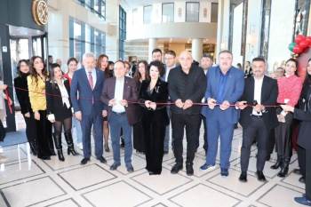 Şehit Babasından Festival Açan Protokole Tepki
