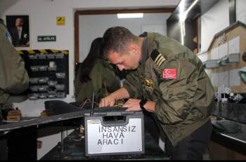 Şehit Özel Harekât Polisi Tufan Kansuva’Nı Adı Bir İha’Ya Verildi
