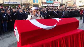 Şehit Polis Son Yolculuğuna Uğurlandı
